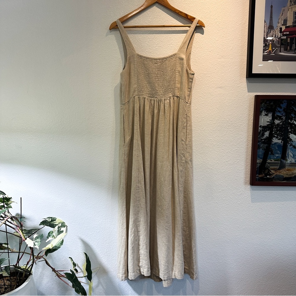 Sleeveless Beige Linen Maxi Dress - Picture 6 of 8